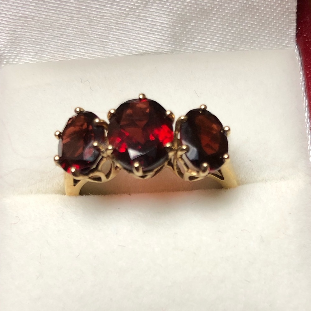 Large red garnet real yellow gold ring - Picture 4 of 8